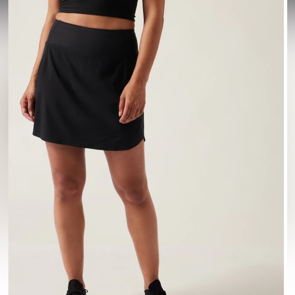 Athletes Run With It 16” Black Skort - Size large